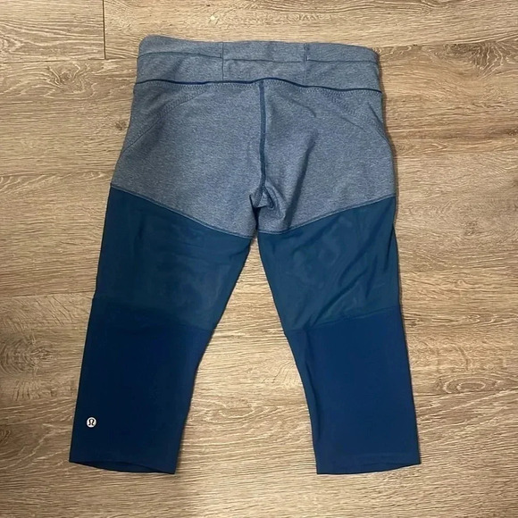 Lululemon Training Tough Crop Legging Teal Size 8 Mesh Detail - Picture 5 of 9
